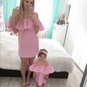 Mother and daughter matching outfit